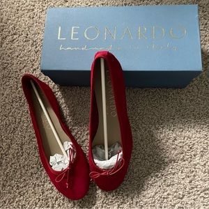 Brand New handmade Italian red suede ballet flats size 40